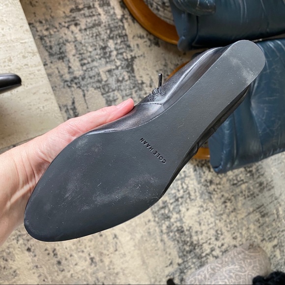 COLE HAAN wedge heel booties black leather, boxed minimalist 8B size ladies luxe - Picture 13 of 13